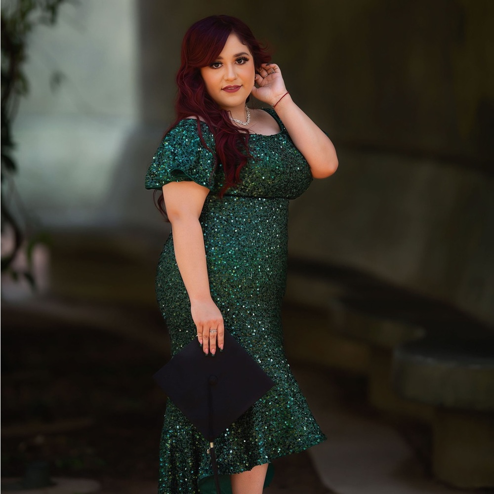 Meet your Posher, Alicia